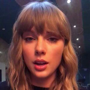 Meet your Posher, Gear